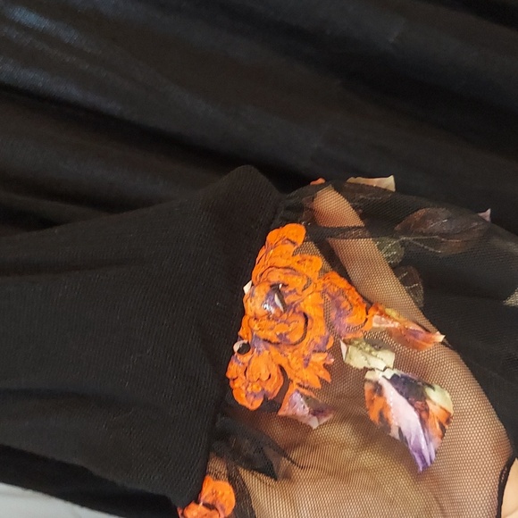 Joseph A. Lightweight "Is It Silk?" Cardigan With Floral Embellishment - Picture 3 of 6